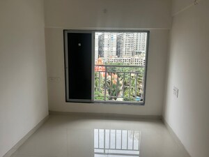 Room in 1 BHK Apartment at DGS Sheetal Tapovan, Malad East – for Rent