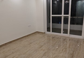 Room in 3 BHK Builder Floor at Puri Kohinoor, Sector 89 – for Sale