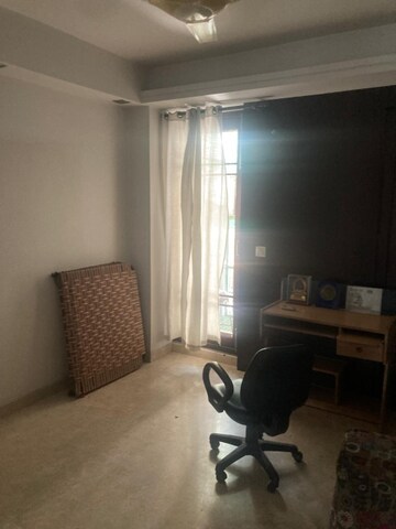 1 BHK Builder Floor For Rent in Nirman Vihar