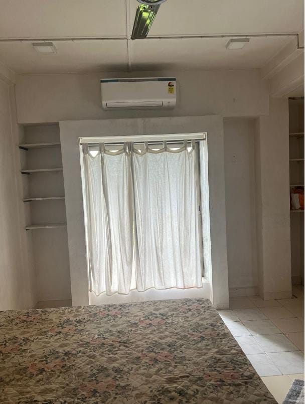 1 BHK + Extra Room Apartment For Rent in On Call