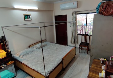 Bedroom in 2 BHK Apartment at Mowa – for Sale