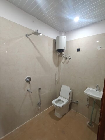 Bathroom in 3 BHK Builder Floor at Sector 57 – for Rent