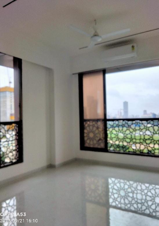 2 BHK + Extra Room Apartment For Rent in Alamdar The Auro