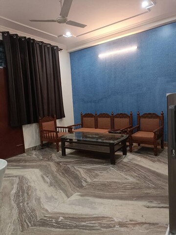 Bedroom in 2 BHK Builder Floor at Ansal Sushant Apartments, Sushant Lok I – for Rent