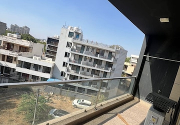 4 BHK Penthouse – Exterior View View at Orchid Gardens, Sector 54 - for Rent