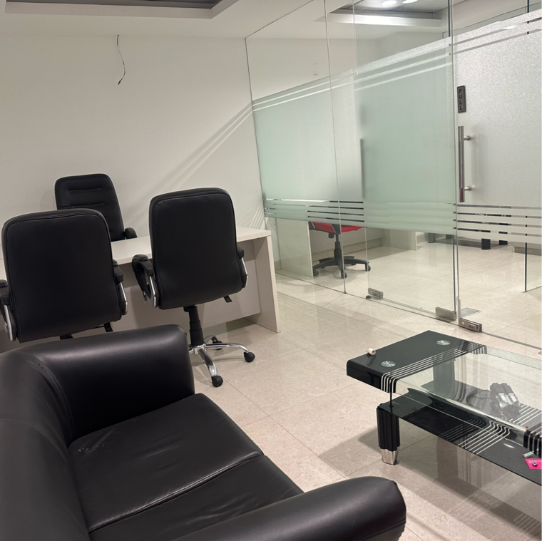 Team Area, spaze-platinum-tower Commercial Office Space 1000 Sq.Ft. In Tikri Gurgaon 9341190