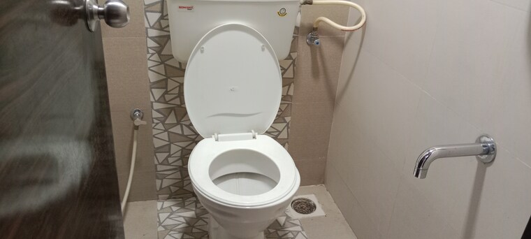 Bathroom, neelkanth-pride 1 Bedroom 705 Sq.Ft. Apartment In Ulwe Navi Mumbai 9341214