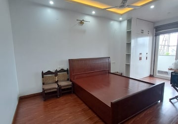 Living Room in 3 BHK Builder Floor at Unitech Greenwood City Apartment, Sector 45 – for Rent