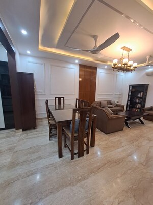 Gym in 3 BHK Builder Floor at Unitech Greenwood City Apartment, Sector 45 – for Rent