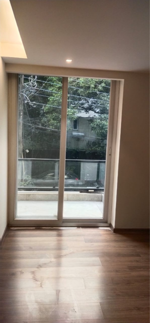 Room in 3 BHK Builder Floor at Boutique Residential Apartments N-136, Panchsheel Park – for Rent