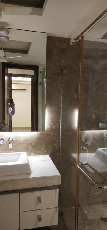 Bathroom in 3 BHK Builder Floor at Boutique Residential Apartments N-136, Panchsheel Park – for Rent