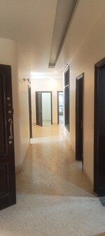 4 BHK + Servant Room 400 Sq.Yd. Builder Floor in Safdarjung Development Area