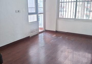 Master Bedroom in 3.5 BHK Apartment at Maxworth Premier Urban, Sector 15 – for Rent