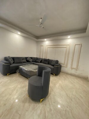 1 BHK Builder Floor For Rent in Neb Sarai