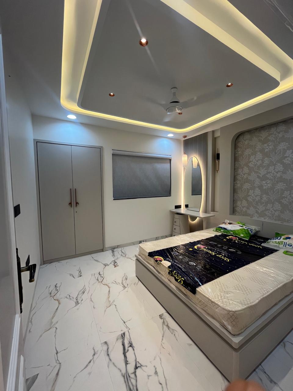 2 BHK 1500 Sq.Ft. Apartment in Lodha Golflinks