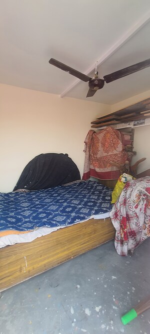 1 BHK Independent House For Rent in Sector 3