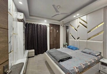 Bedroom in 3 BHK Builder Floor at Saket – for Rent