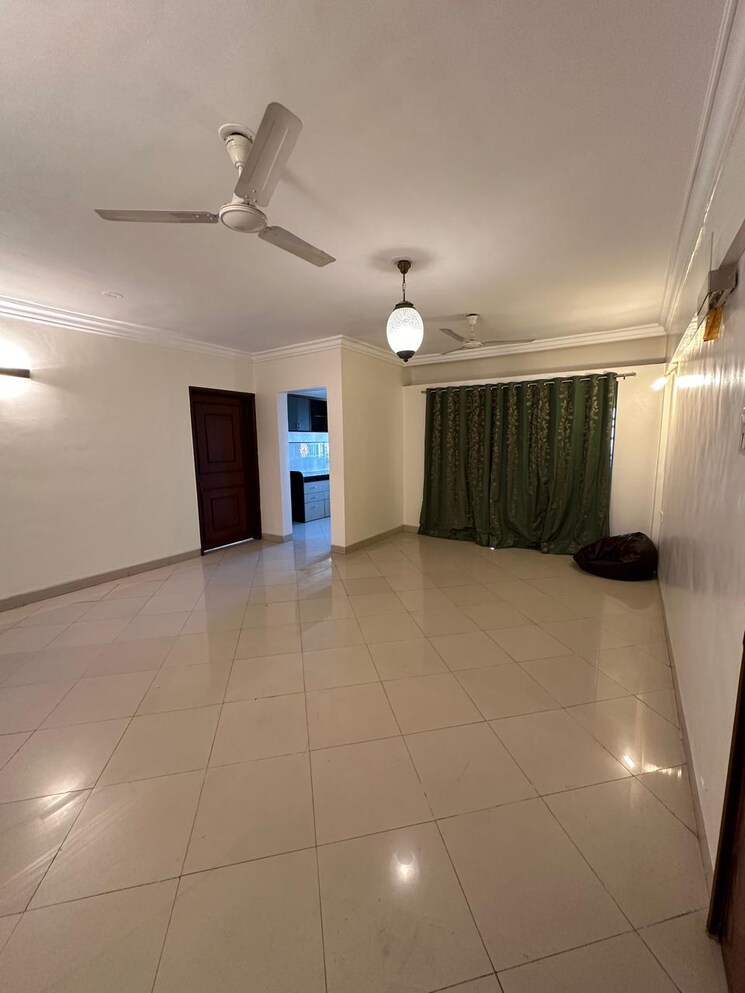 Bathroom, siddharth-ganga-tower 3 Bedroom 1200 Sq.Ft. Apartment In Kalyani Nagar Pune 9341277