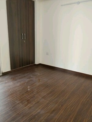 Room in 2.5 BHK Apartment at Fusion Homes, Tech Zone 4 Greater Noida – for Sale