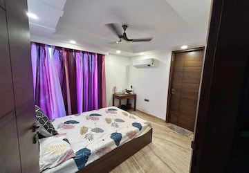 Master Bedroom in 3 BHK Builder Floor at Saket – for Rent