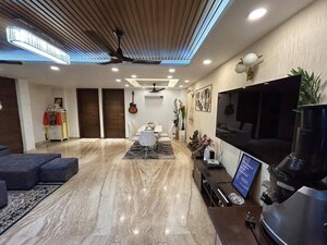 Living Room in 3 BHK Builder Floor at Saket – for Rent