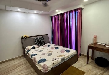 Master Bedroom in 3 BHK Builder Floor at Saket – for Rent