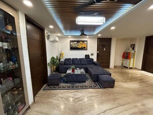 Living Room in 3 BHK Builder Floor at Saket – for Rent