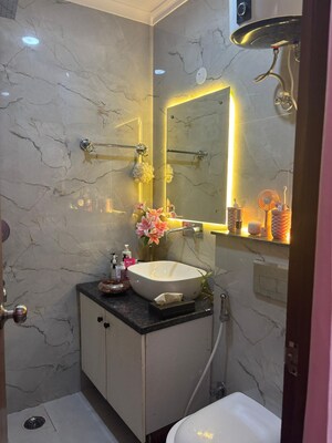 Bathroom in 1 BHK Apartment at Neb Sarai – for Rent