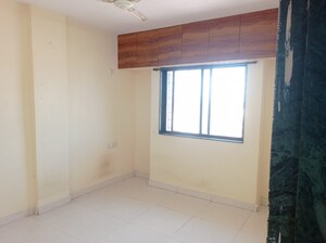 Room in 2 BHK Apartment at Radhika Park, Wadgaon Sheri – for Rent