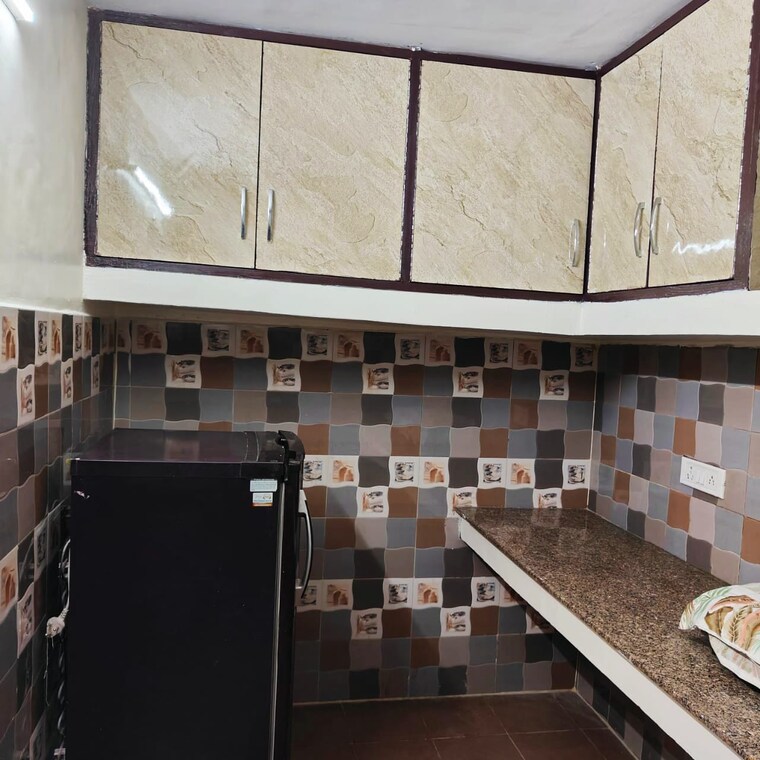 Kitchen, lajpat nagar 3 Bedroom 1400 Sq.Ft. Builder Floor In Lajpat Nagar Delhi 9341347