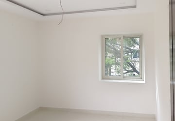 Room in 3 BHK Apartment at Upparpalli – for Sale
