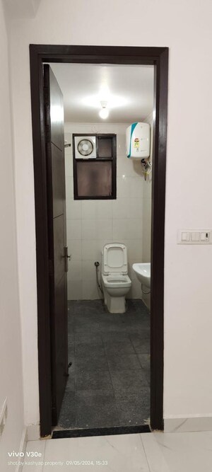 Bathroom in 3 BHK Apartment at Vasant Kunj – for Rent