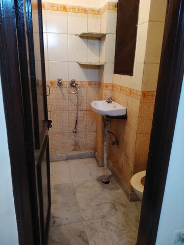 Bathroom in 1 BHK Builder Floor at Lajpat Nagar 4 – for Rent