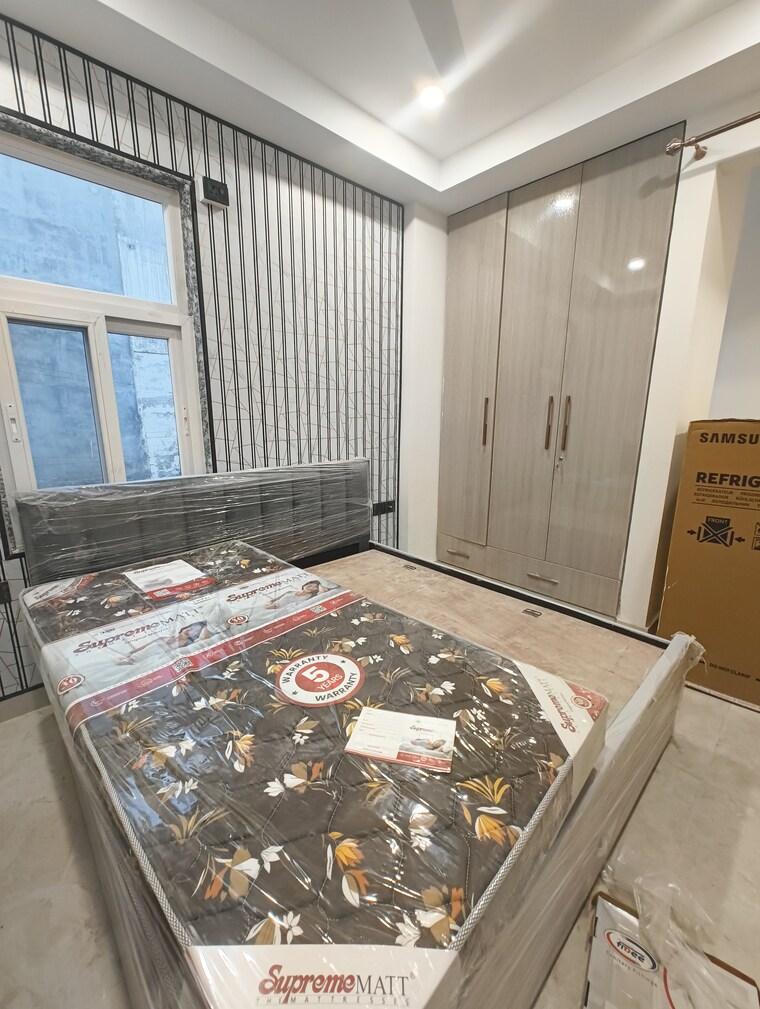Bedroom, sector 55 1 RK 1000 Sq.Ft. Builder Floor In Sector 55 Gurgaon 9341358