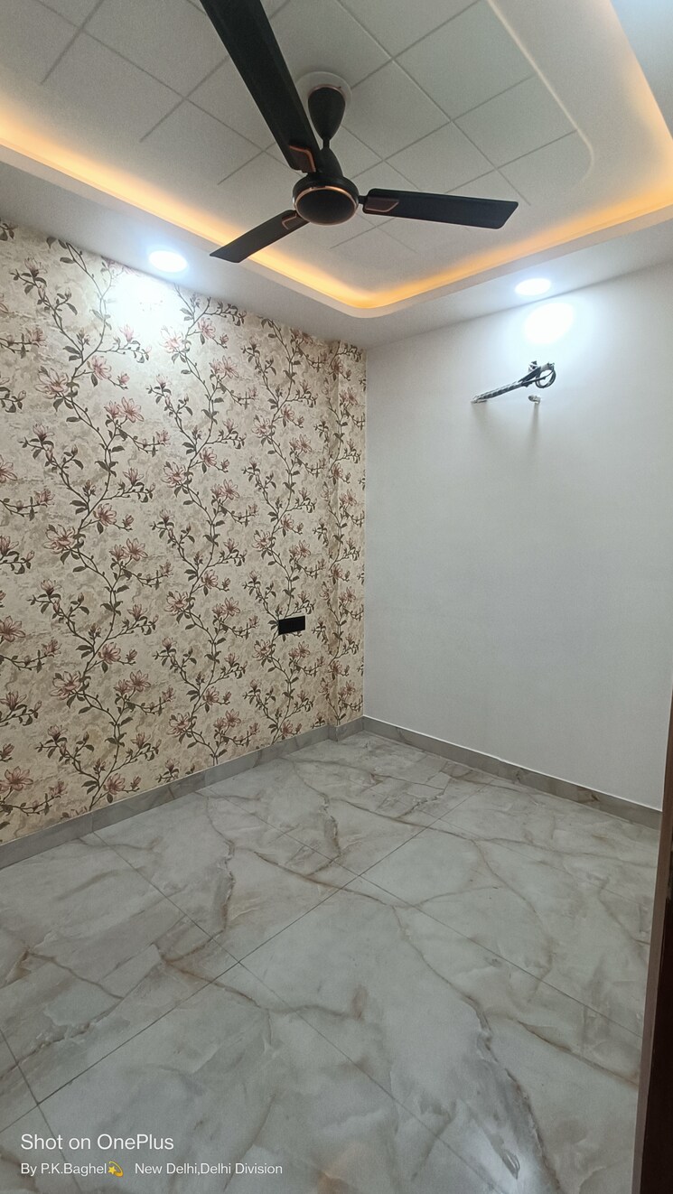 Room, govindpuri 3 Bedroom 900 Sq.Ft. Builder Floor In Govindpuri Delhi 9341368