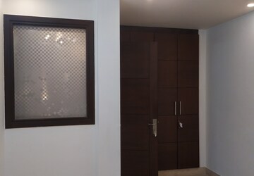 Bedroom in 3 BHK Builder Floor at Chittaranjan Park – for Rent