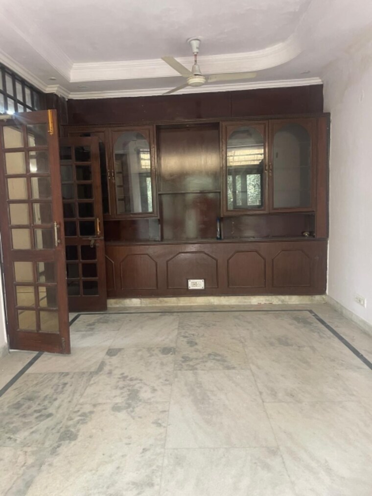 Living Room, chittaranjan park 2 Bedroom 1200 Sq.Ft. Builder Floor In Chittaranjan Park Delhi 9341392