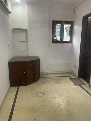 Building Lobby in 2 BHK Builder Floor at Chittaranjan Park – for Rent