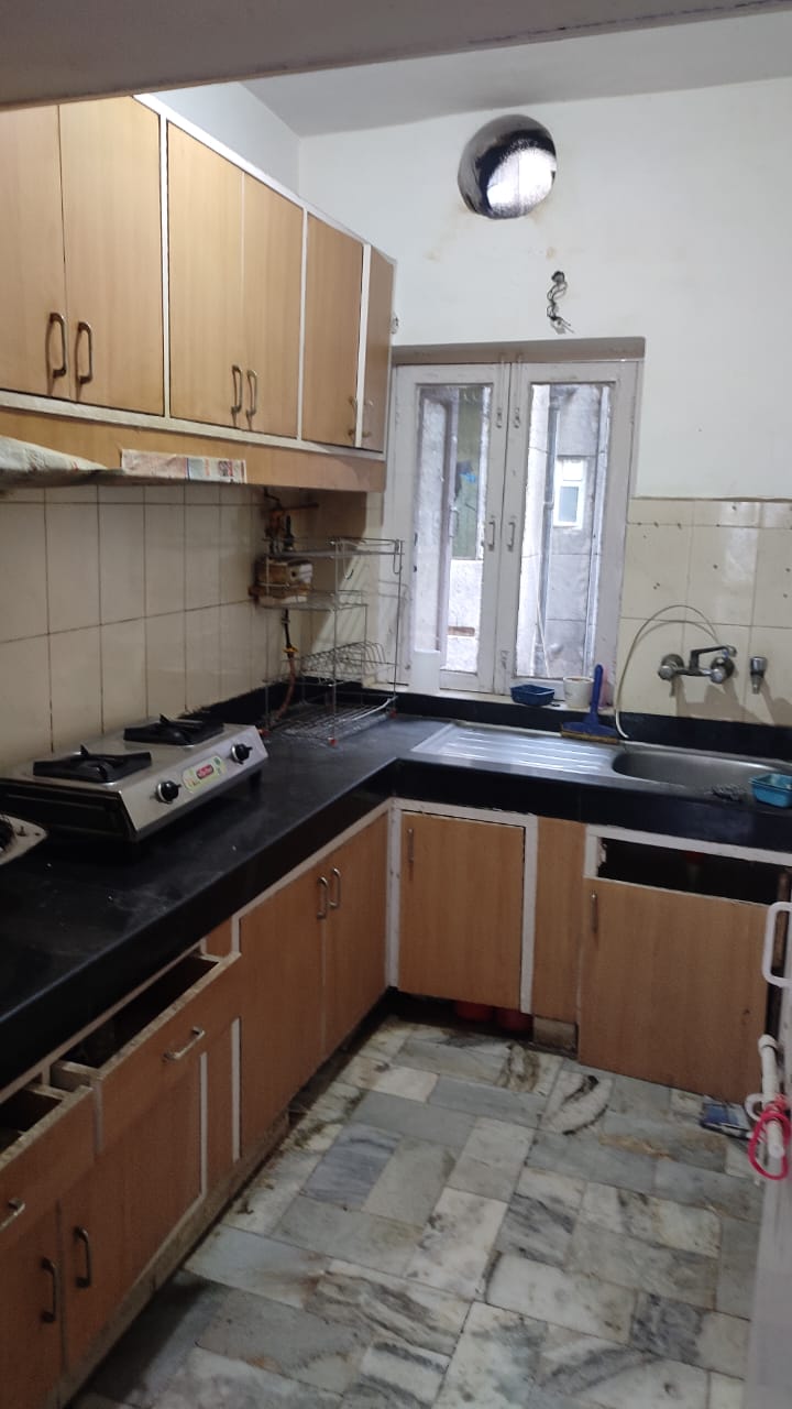 2.5 BHK Builder Floor For Rent in Matri Apartment Mayur Vih