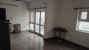 Room in 2.5 BHK Builder Floor at Mayur Vihar – for Rent