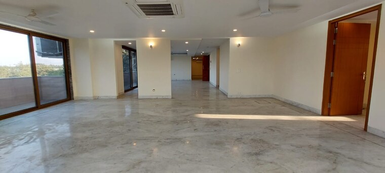 Room, anand lok 5 Bedroom 7200 Sq.Ft. Builder Floor In Anand Lok Delhi 9341406