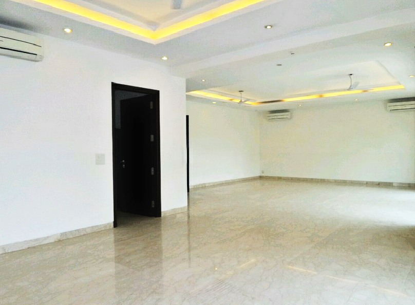 4 BHK + Servant Room Builder Floor For Rent in Anand Lok