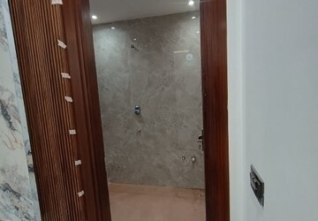 Room in 3 BHK Apartment at Mahavir Enclave 1 – for Rent