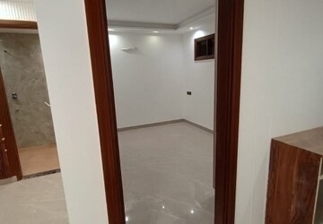 Master Bedroom in 3 BHK Apartment at Mahavir Enclave 1 – for Rent