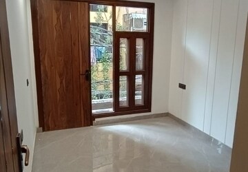 Room in 3 BHK Apartment at Mahavir Enclave 1 – for Rent