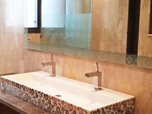 Master Bedroom in 4 BHK Builder Floor at Anand Lok – for Rent