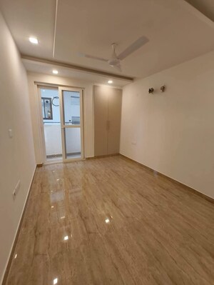 Master Bedroom in 1 BHK Builder Floor at Chattarpur – for Rent