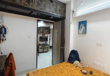 Master Bedroom in 2 BHK Apartment at Adityaraj Sai Prasad, Vikhroli East – for Rent