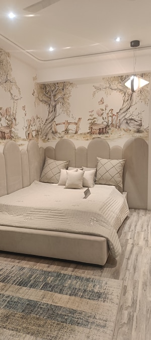 Master Bedroom in 3 BHK Apartment at Ivory County, Sector 115 – for Sale