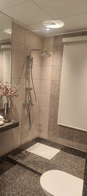 Bathroom in 3 BHK Apartment at Ivory County, Sector 115 – for Sale